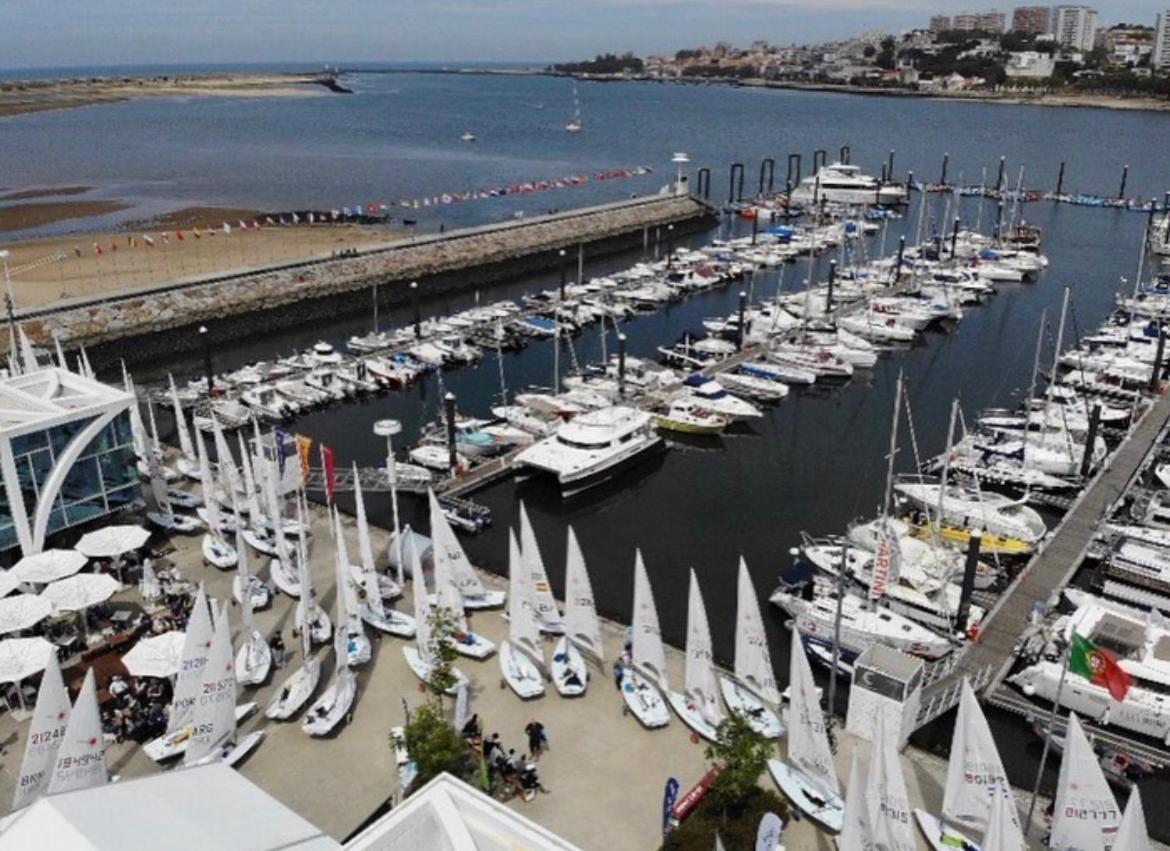 Апартаменты Porto Douro Marina Вила-Нова-ди-Гая Экстерьер фото
